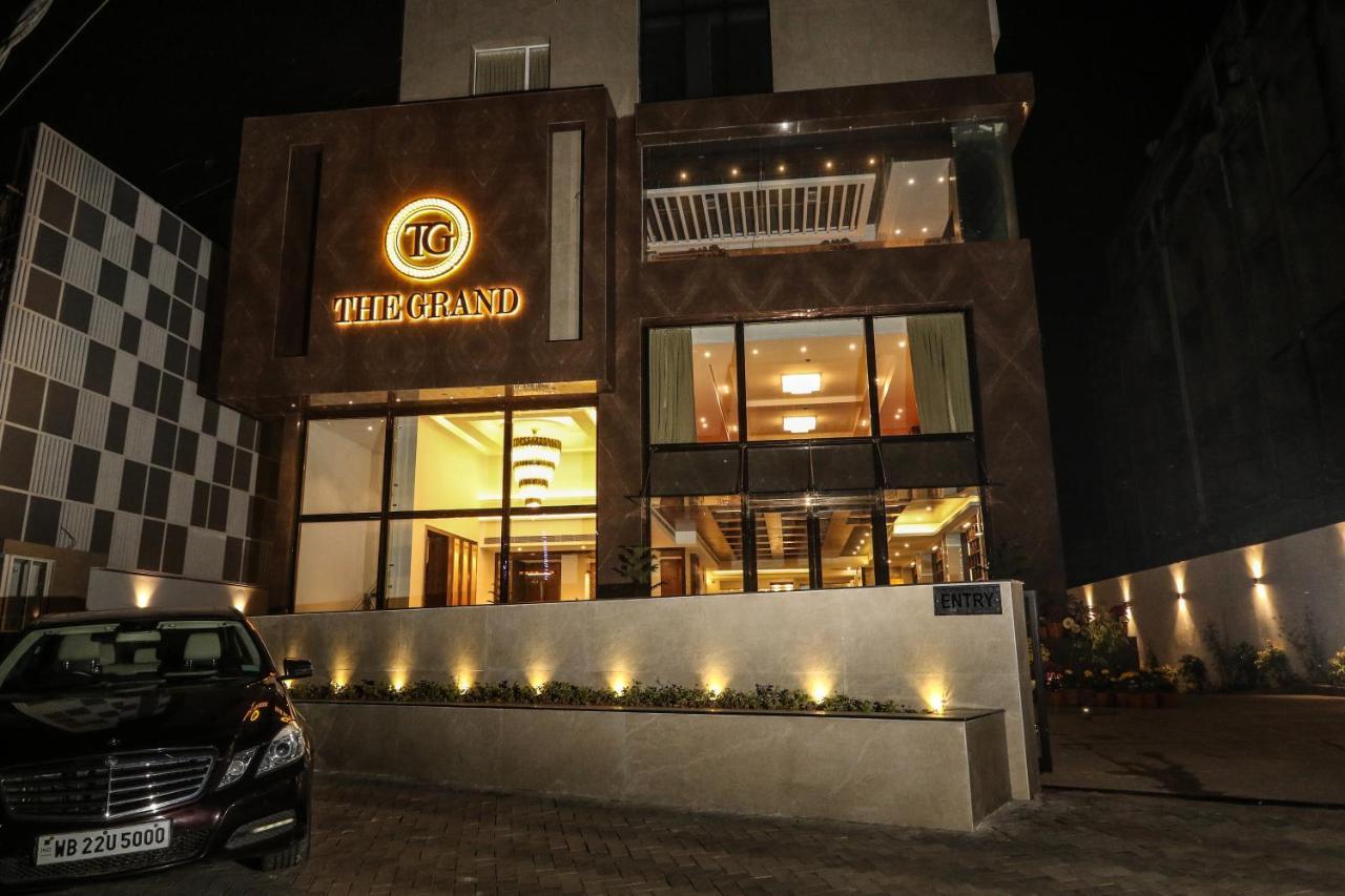 Отель The Grand Asansol Экстерьер фото