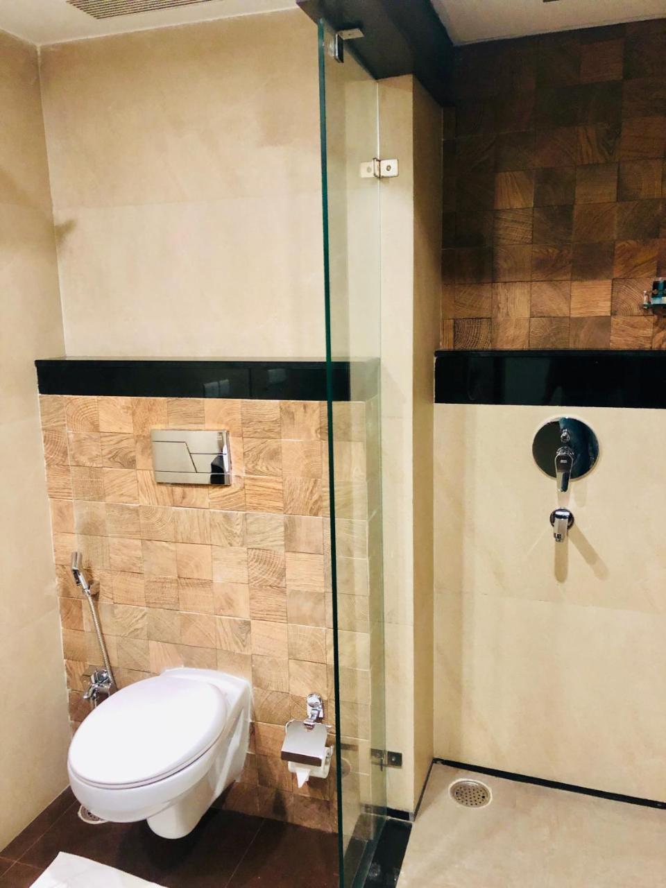 Отель The Grand Asansol Экстерьер фото